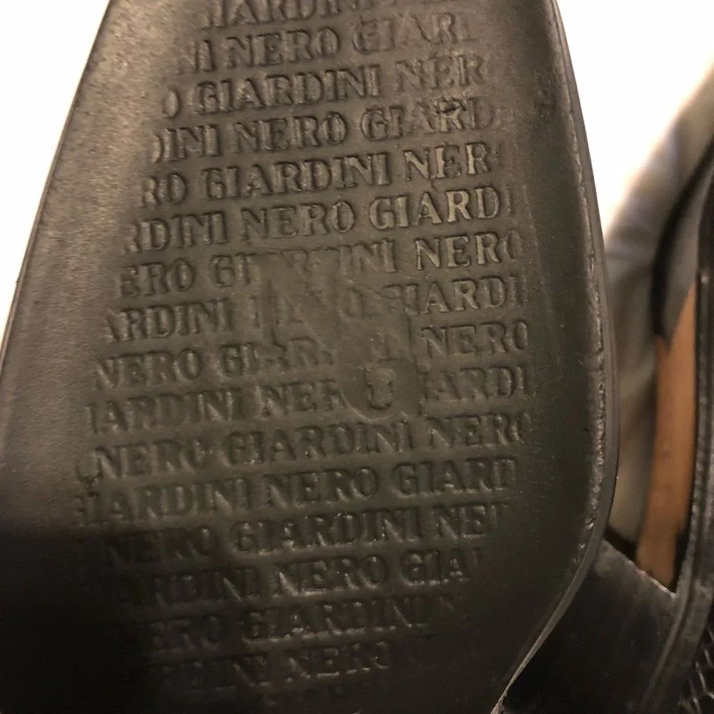 Nero Giardini Leather Snake-Embossed Ankle Booties - Picture 5 of 10
